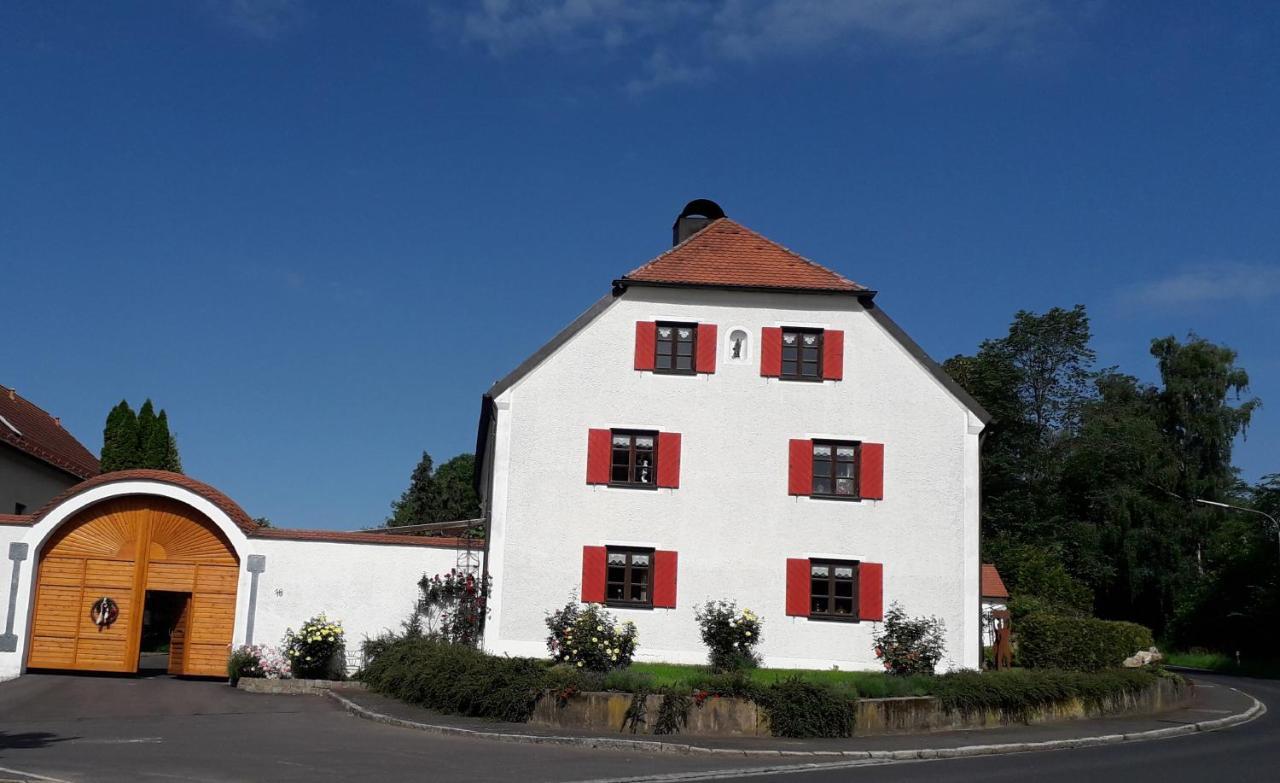 Apartments Angela Wiesau Екстер'єр фото